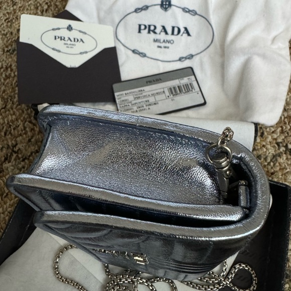 Authentic Prada Diagramme Leather Clutch Bag - Picture 6 of 11
